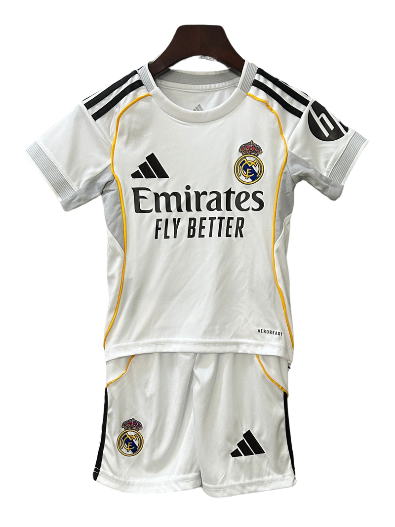 Conjunto Niños Real Madrid 25/26 – Primera Equipación