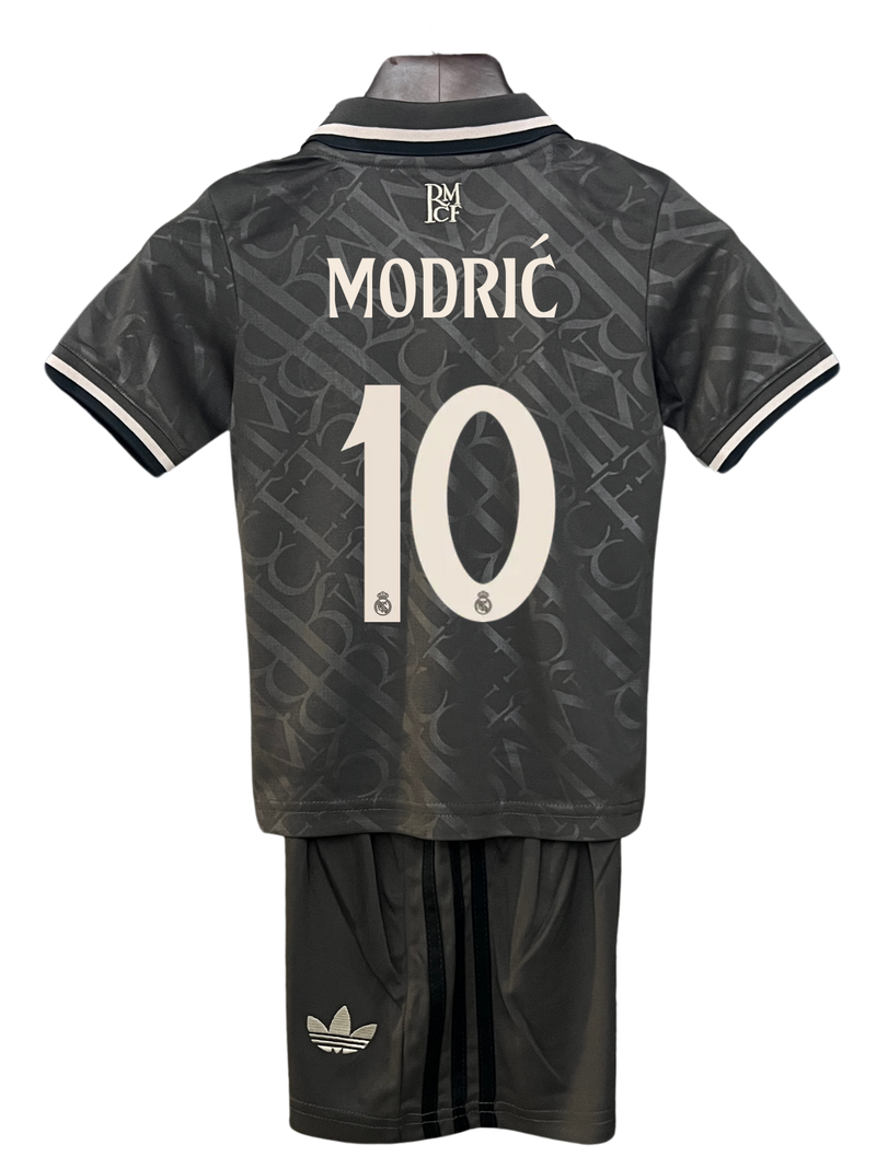 Conjunto Niños Real Madrid 24/25 – Tercera Equipación - 10 Modric