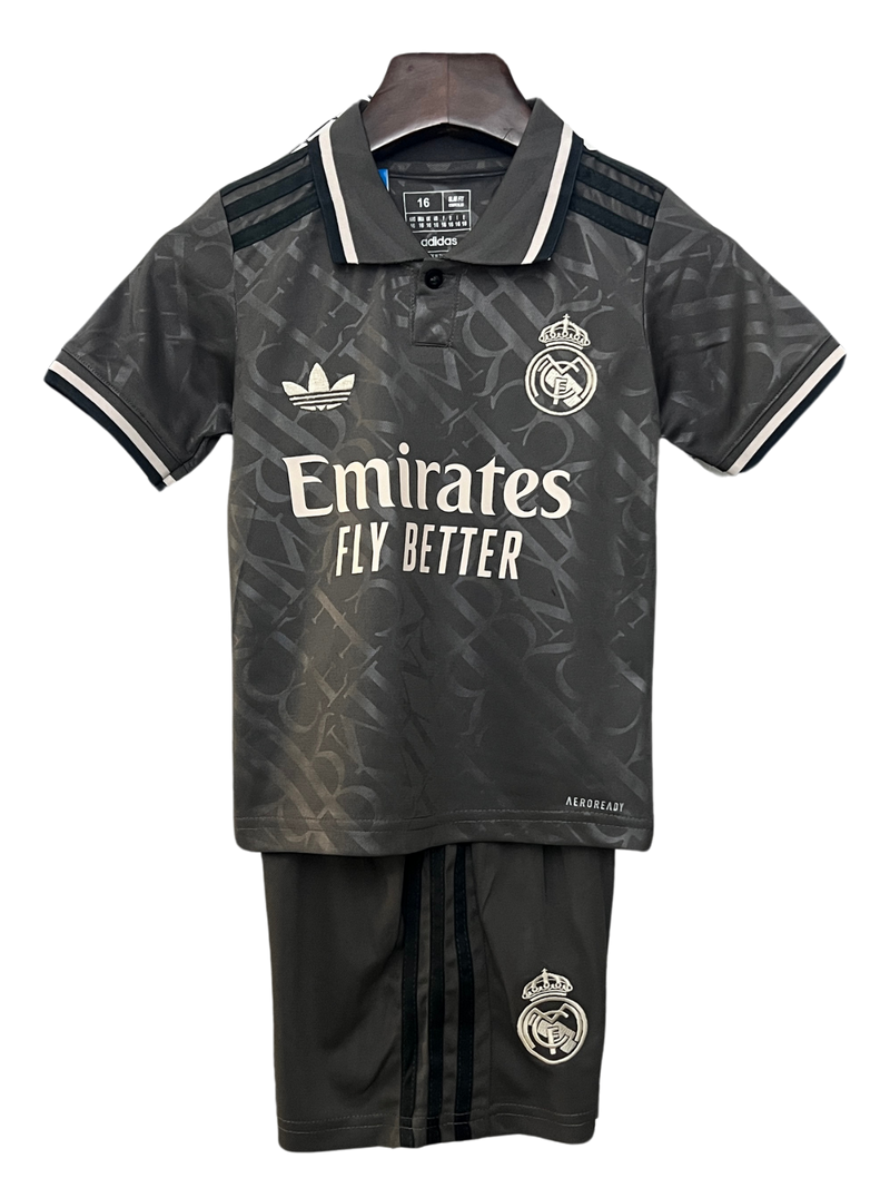 Conjunto Niños Real Madrid 24/25 – Tercera Equipación -  2 Carvajal