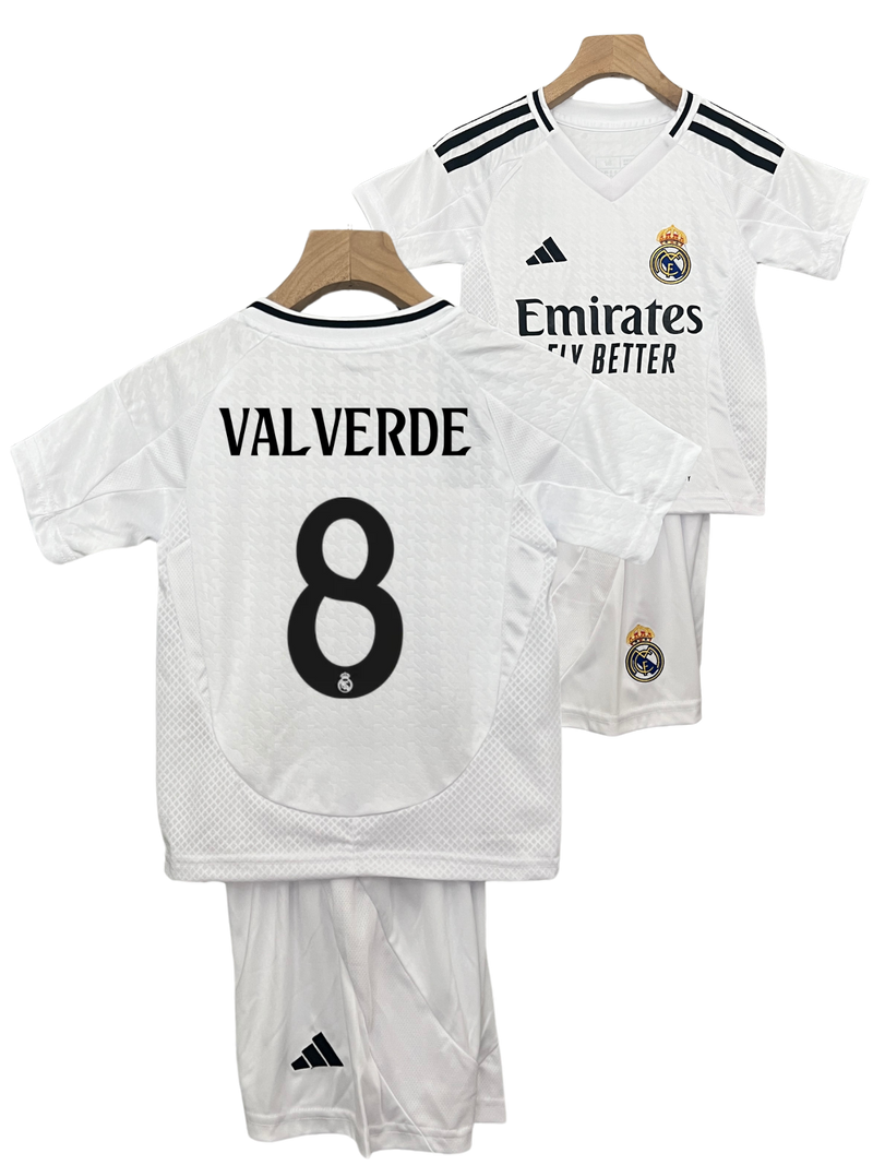 Conjunto Niños Real Madrid 24/25 – Primera Equipación - 8 Valverde