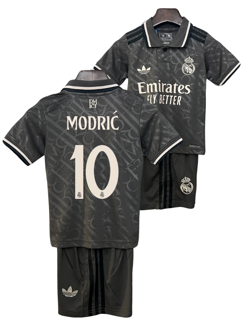 Conjunto Niños Real Madrid 24/25 – Tercera Equipación - 10 Modric